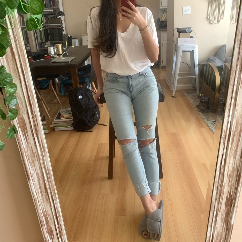 Rag & Bone light blue jeans distressed